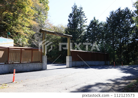 Entrance view of Shomarutoge Garden House in Hanno City, Saitama Prefecture 112123573