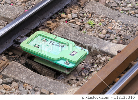 Railway automatic train stop system (ATS) ground device (ground switch type) Railway automatic train stop system (ATS) ground device (ground switch type) 112125310