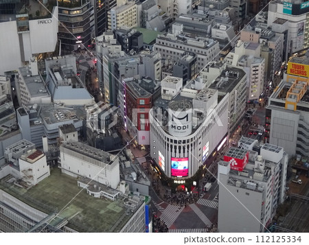 Scenery in Shibuya Scenery in Shibuya 112125334