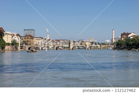 view over turquoise Rhine river on a summer day in the centre of Basel 112127462