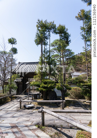 View of the grounds of Kozenji Temple 112136940