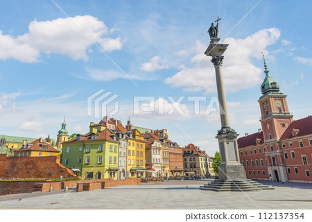 Colorful Old Town 112137354