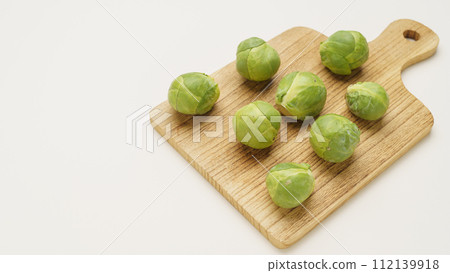 Brussels sprouts 112139918