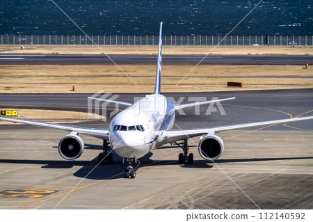 羽田機場風景,飛機滑行,東京大田區 羽田機場風景,飛機滑行,東京大田區 112140592