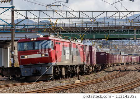 JR Freight EH500 electric locomotive container freight train JR Freight EH500 electric locomotive container freight train 112142352