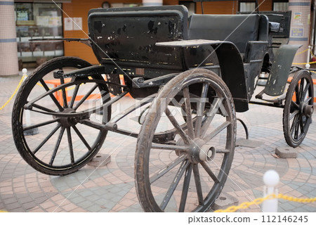 帶輪胎的大鐵馬車 帶輪胎的大鐵馬車 112146245