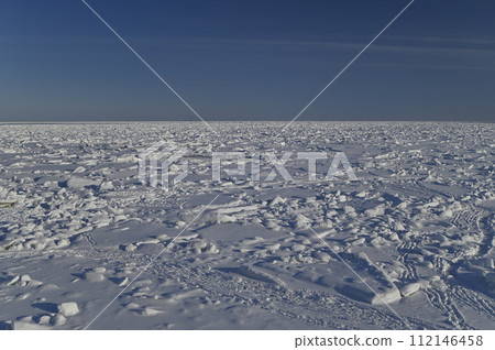 Ice floe of Shiretoko Ice floe of Shiretoko 112146458
