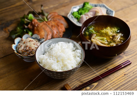 One soup, two dishes, protein set meal One soup, two dishes, protein set meal 112153469