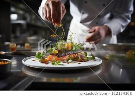 Decorating meal in restaurant 112154368