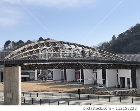 連接維松塞巴斯蒂安街的橋樑 112155228