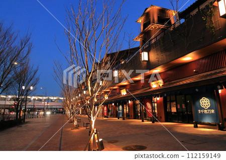 東京豐洲千萬遊客－黃昏時分的豐洲江戶前街一樓 112159149