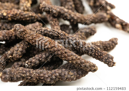 Dried long pepper 112159483