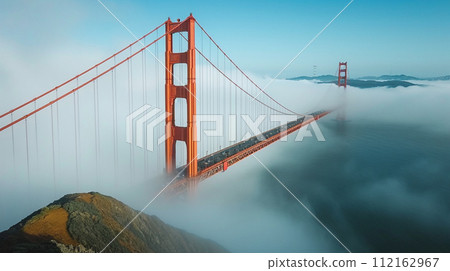 金門大橋在舊金山 112162967