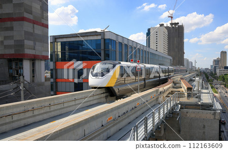 The monorail Yellow Line Mass Transit System serving the Bangkok Metropolitan Region. The monorail Yellow Line Mass Transit System serving the Bangkok Metropolitan Region. 112163609