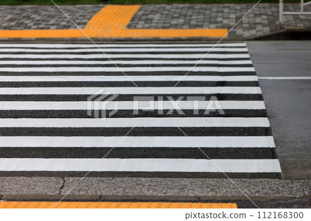 crosswalk  112168300