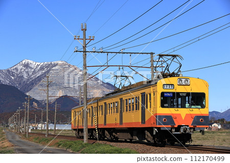 Mt. Fujiwara and Sangi Railway Sigi Line in winter 112170499