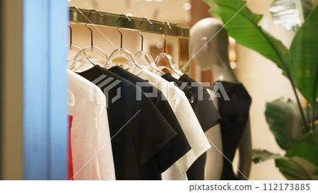 服裝形象 112173885