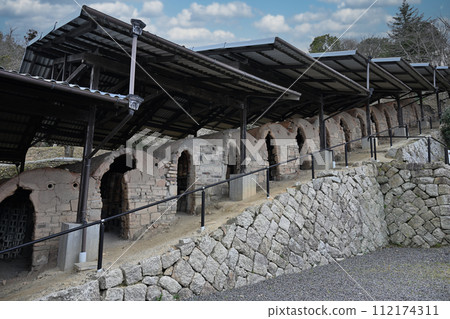 Iga ware climbing kiln 112174311