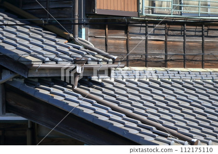 日本的瓦屋頂 112175110