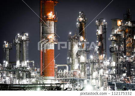 川崎/京濱工業區的工廠夜景 112175332
