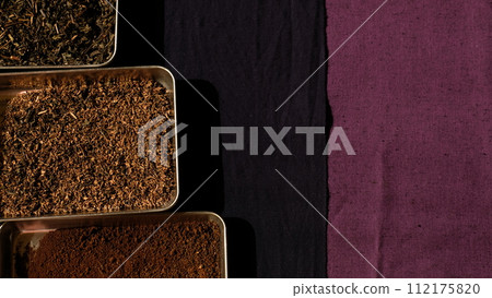 Dry and reuse roasted tea leaves, tea leaves, and coffee grounds. 112175820