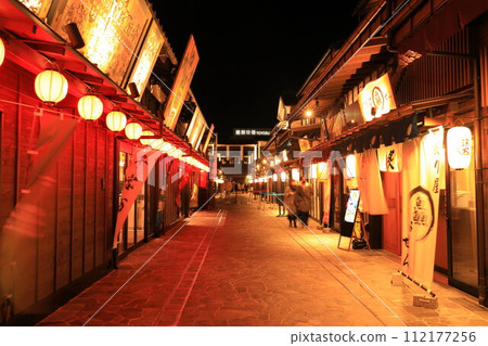Toyosu Senkyaku Banrai 2nd floor “Metoshi Yokocho” Toyosu Senkyaku Banrai 2nd floor “Metoshi Yokocho” 112177256