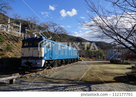 Scenery around Katsunuma Budokyo Station on the JR Chuo Main Line in Koshu City, Yamanashi Prefecture Scenery around Katsunuma Budokyo Station on the JR Chuo Main Line in Koshu City, Yamanashi Prefecture 112177701