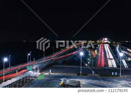 Night Umihotaru PA and Tokyo Bay Aqua Line [Transportation image] 112179245