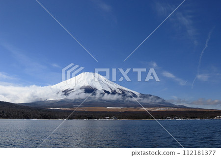 Mt. Fuji in winter seen from Lake Yamanaka Mt. Fuji in winter seen from Lake Yamanaka 112181377