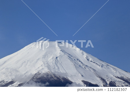 Mt. Fuji in winter seen from Lake Yamanaka Mt. Fuji in winter seen from Lake Yamanaka 112182307