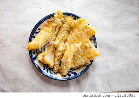 Okinawa tempura 112186085