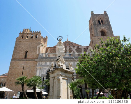 Duomo di Monreale (Sicily, Italy) Duomo di Monreale (Sicily, Italy) 112186286