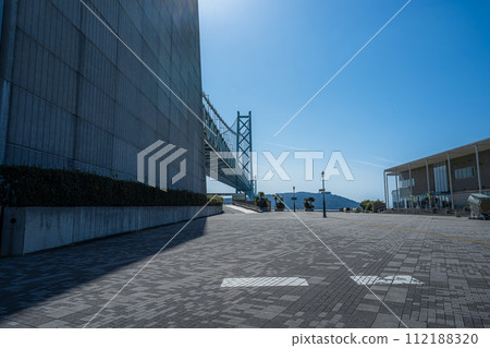 遠處的淡路島 112188320