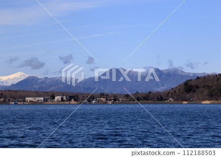 Mt. Fuji in winter seen from Lake Yamanaka 112188503