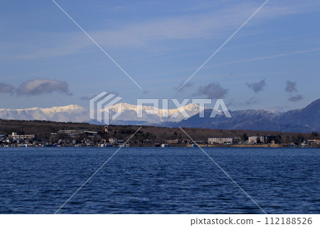 Mt. Fuji in winter seen from Lake Yamanaka 112188526