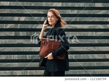 businesswoman, female, mobile phone 112188794