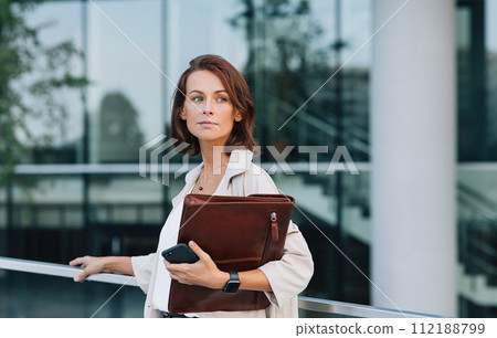 businesswoman, person, female 112188799