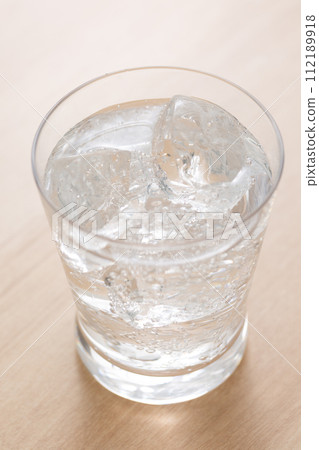 Carbonated water  112189918