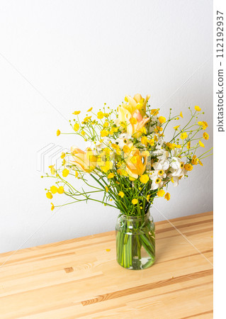 Home decoration with flowers 112192937