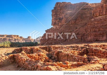 Desert mountains with ruins of ancient Dadan Al Ula, Madain Salih, Saudi Arabia Desert mountains with ruins of ancient Dadan Al Ula, Madain Salih, Saudi Arabia 112197298