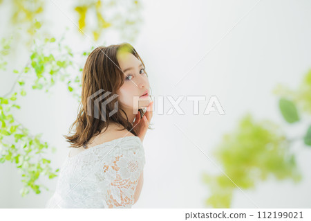 Hair care beauty 112199021