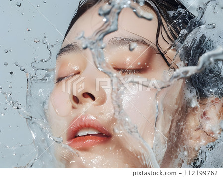 Asian woman wearing moisture Asian woman wearing moisture 112199762