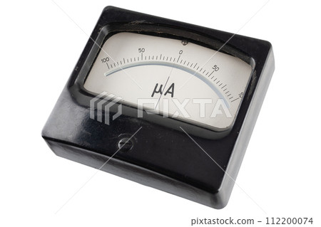 Close-up of an vintage ancient ammeter 112200074