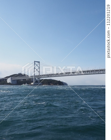 從觀光船上看到的大鳴門橋_04 從觀光船上看到的大鳴門橋_04 112201219