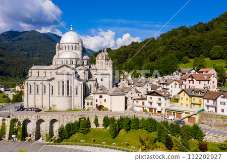 Aerial view of the Cristo Re Church in Messina, Italy 112202927