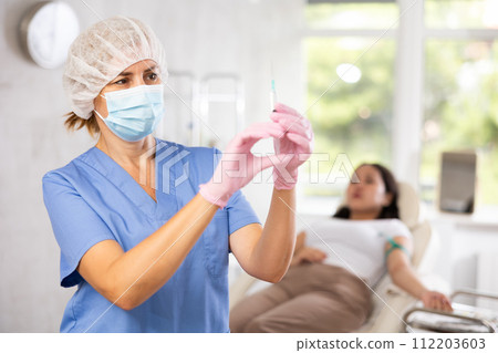 Anesthesia procedure before surgery in cosmetology clinic Anesthesia procedure before surgery in cosmetology clinic 112203603