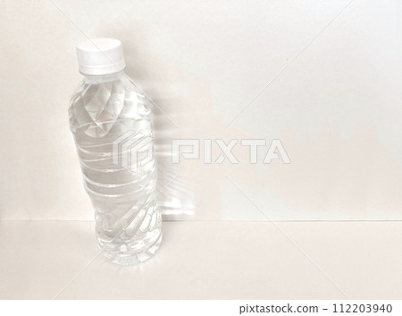 塑膠瓶水2 112203940