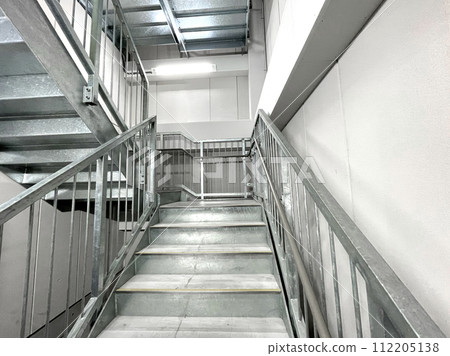 工廠/倉庫的樓梯圖片 工廠/倉庫的樓梯圖片 112205138