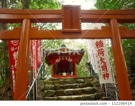 Inari Shrine of Sumiyoshi Shrine located in Shimonoseki City 112206414