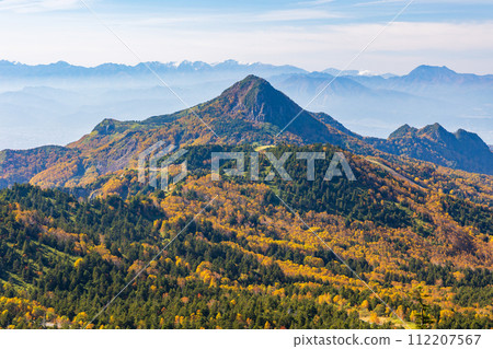 Shiga Kogen in autumn, view from the summit of Mt. Yokote Shiga Kogen in autumn, view from the summit of Mt. Yokote 112207567